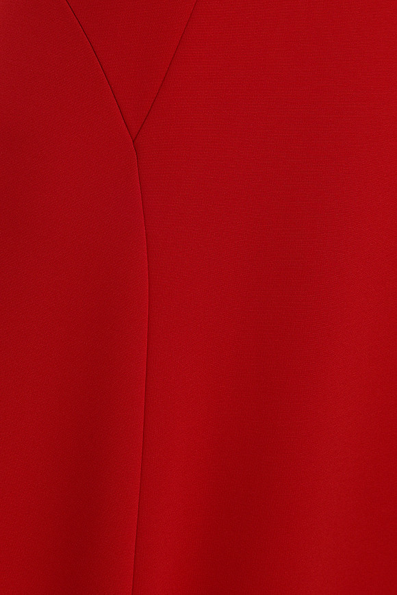 Платье трикотажное с разрезом в цвете Красный по цене 32 000 ₽ | WITHOUTFAIL.RU